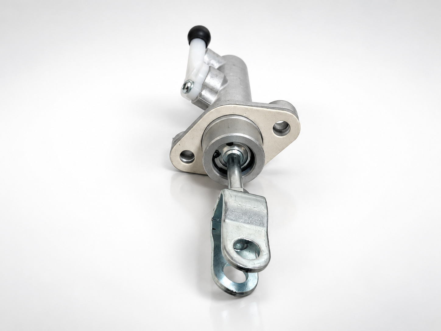 SsangYong Clutch Master Cylinder Module thumbnail 3